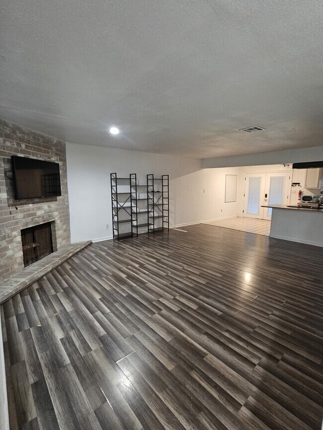 Building Photo - 1011 Hamblen Rd