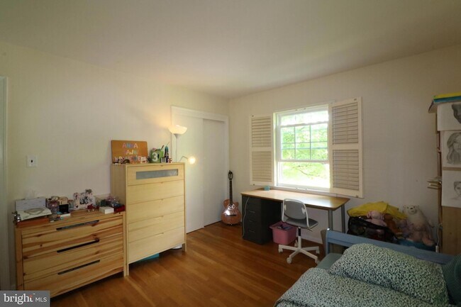 Building Photo - 6703 Rannoch Rd