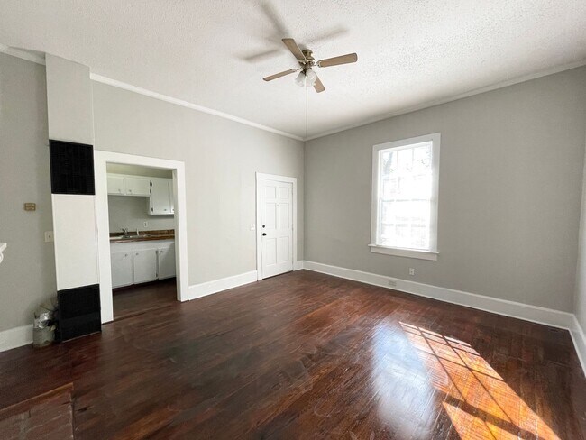 Building Photo - texas943