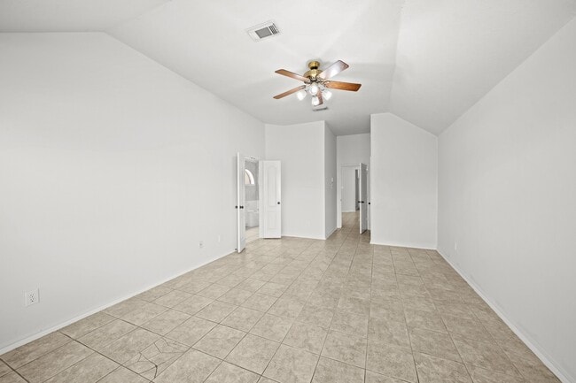 Building Photo - 2415 Wyckchester Dr
