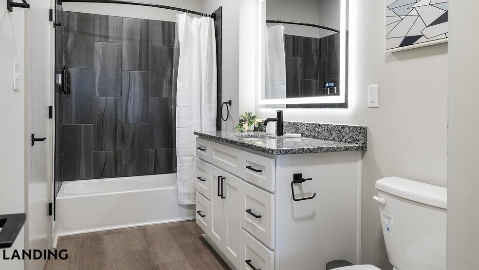 Building Photo - 49 Boulevard SE