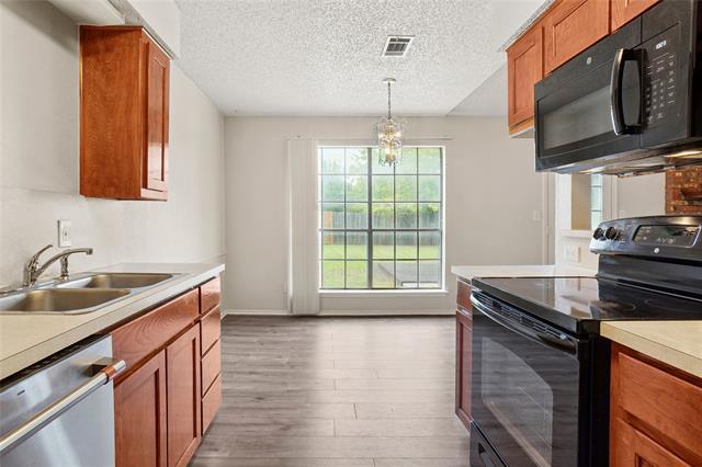 Building Photo - 417 Asbury Dr