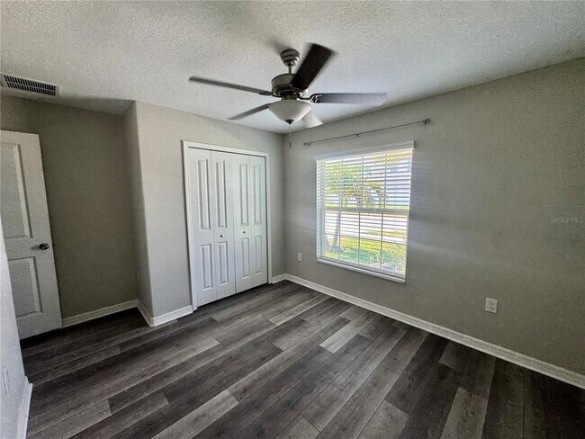 Building Photo - 929 Anchor Bend Dr