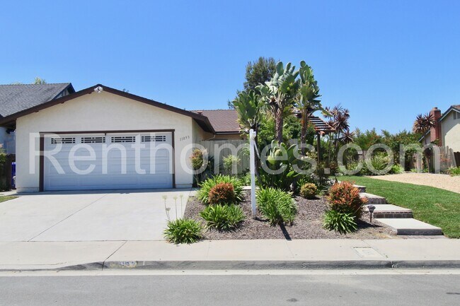 Primary Photo - 11093 Madrigal St