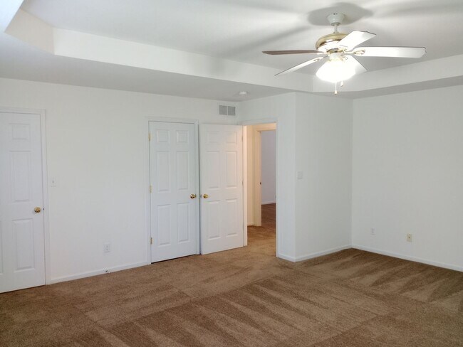 Building Photo - 1720-1722-1722 Juniper Dr