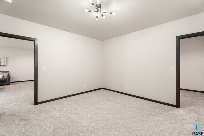 Building Photo - 1113 S Foss Ave