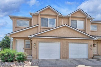 Building Photo - Low-Maintenance Living in Colorado Springs