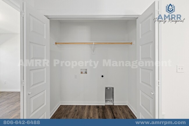 Building Photo - New Beginnings Start At AMRR: Columbia Crossing 3 Bedroom!