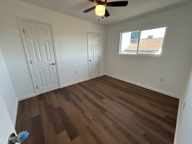 Building Photo - 3318 Broadway St