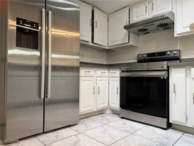 Building Photo - 6250 W Flamingo Rd