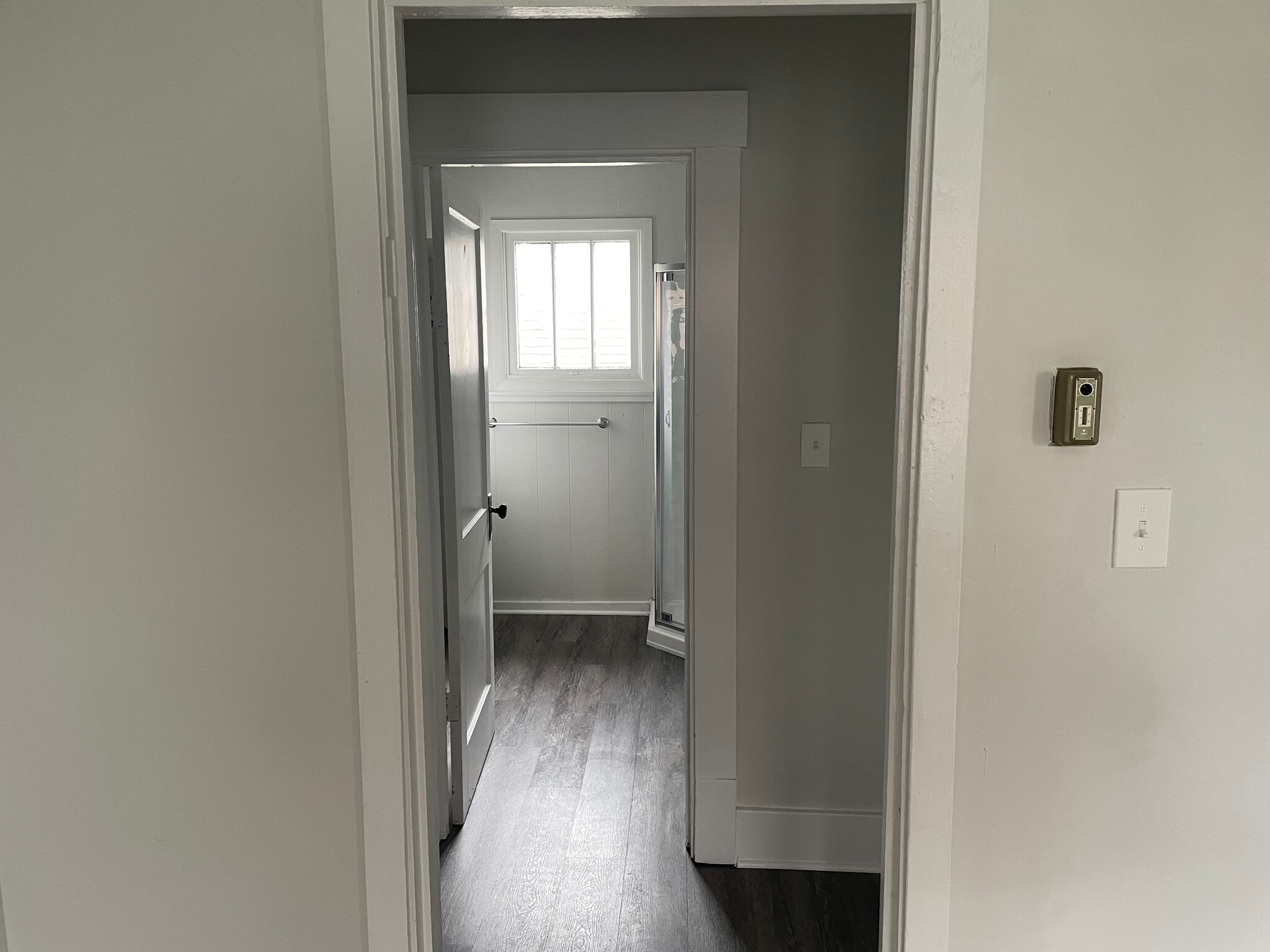 Building Photo - 36 Lincoln Ave