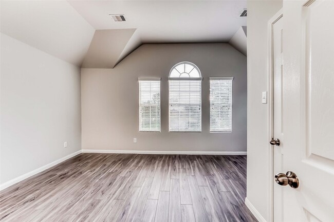 Building Photo - 5405 Rio Ramos Ct