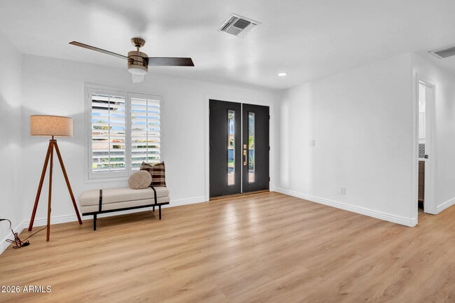 Building Photo - 10624 N 38th St