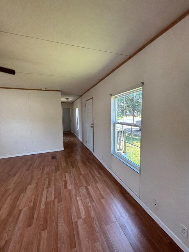 Building Photo - 10111 Piney Creek Ct