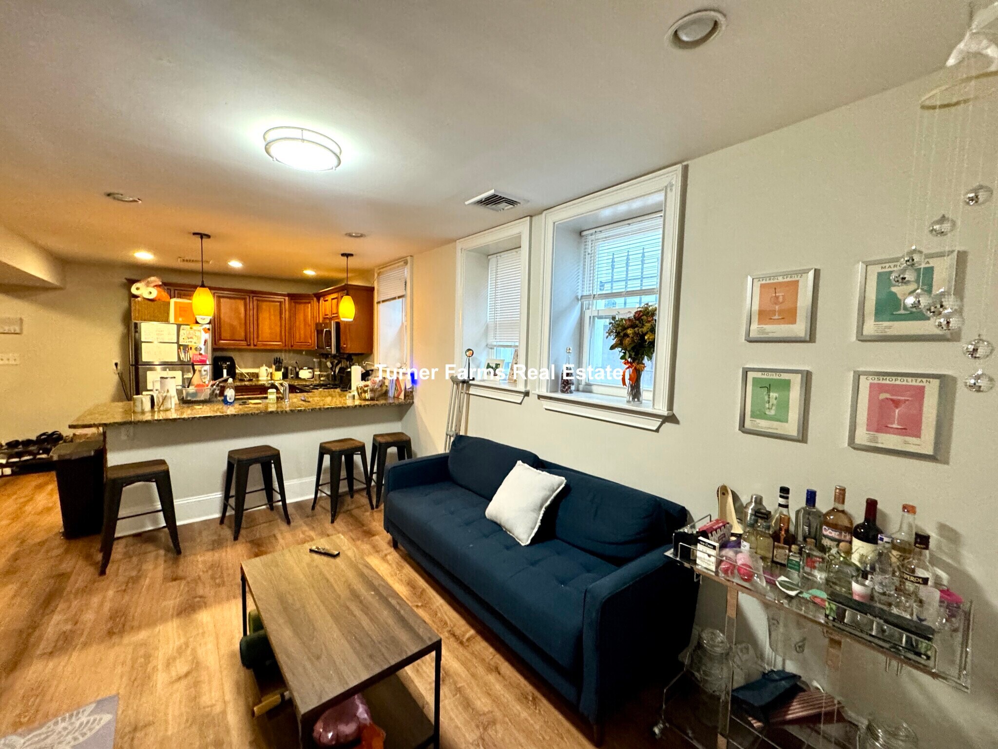 Building Photo - 719 Parker St