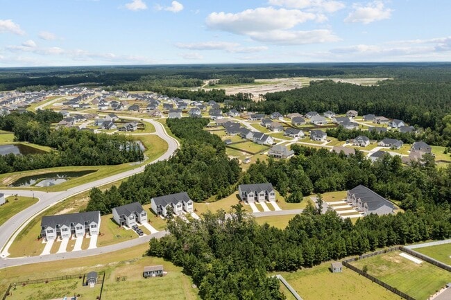 Building Photo - Welcome to Onslow Bay!