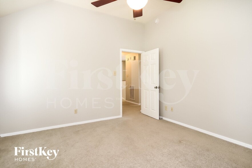 Building Photo - 1039 Wentworth Dr