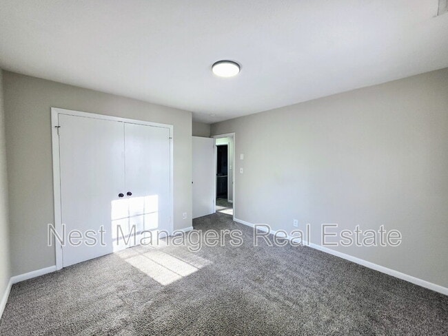 Building Photo - 7525 Kisco Dr