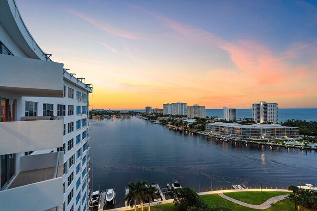 Building Photo - 875 E Camino Real