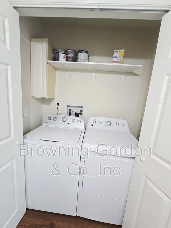 Building Photo - 228 Brattlesboro Pl