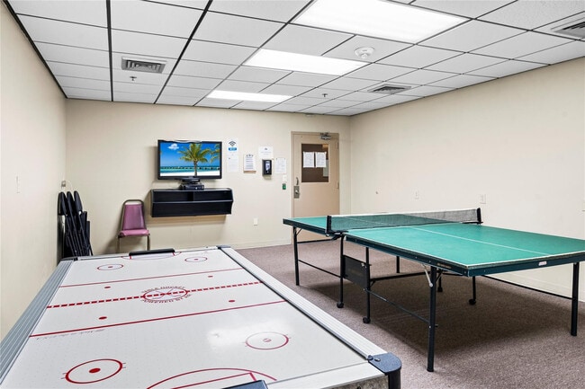 Building Photo - 1201 S Ocean Dr