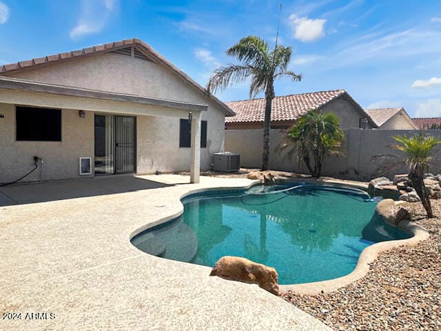 Building Photo - 14943 W Acapulco Ln