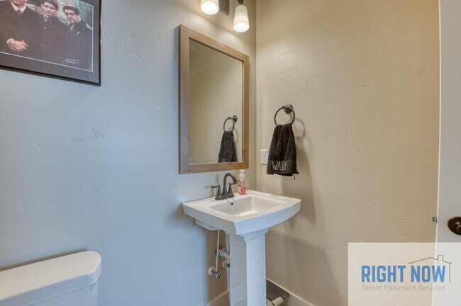 Building Photo - 4113 W Gray Fox St