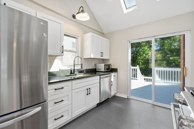 Building Photo - Entirely Renovated 3 bed, 1 bath in Overbrook- Brand New Kitchen and Bathroom!!
