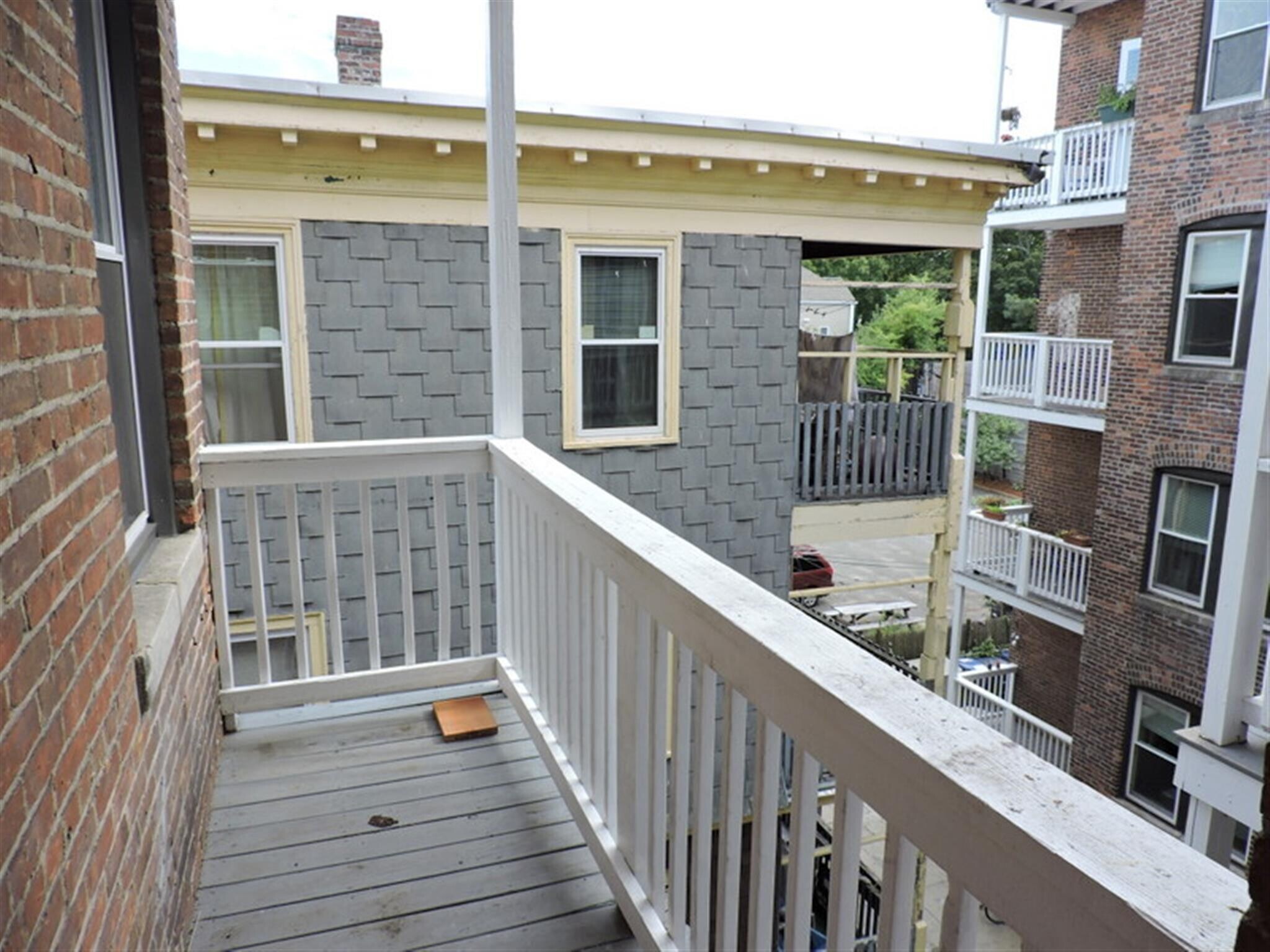 Building Photo - 274 Brookline St