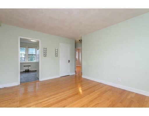 Primary Photo - 17 Twomey Court