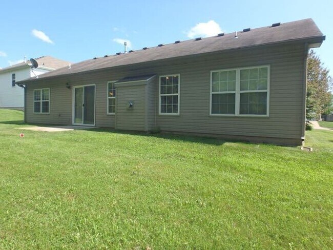 Building Photo - Nice 3 Bed 2 Bath House In Bearfield Meadows!