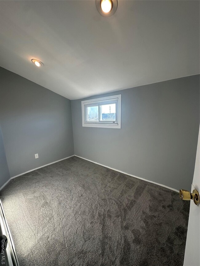 Building Photo - 32 Mc Kinley Ave