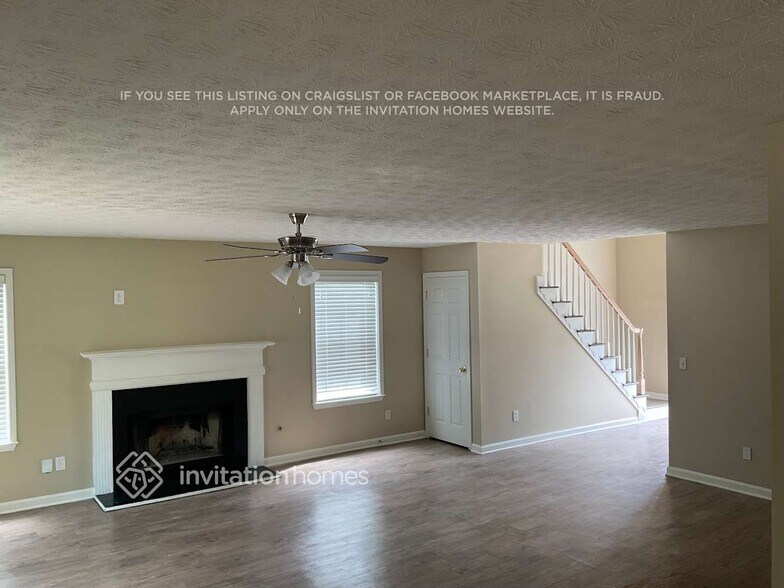 Building Photo - 1020 Omaha Dr