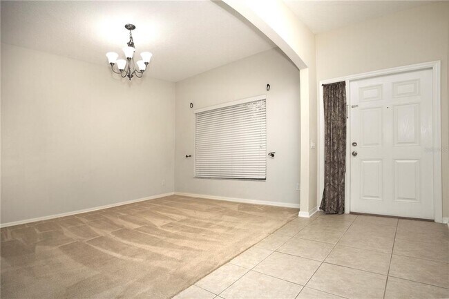 Building Photo - 1319 Rowantree Dr