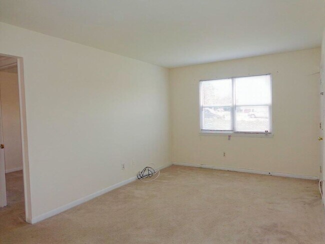 Building Photo - Ocean View