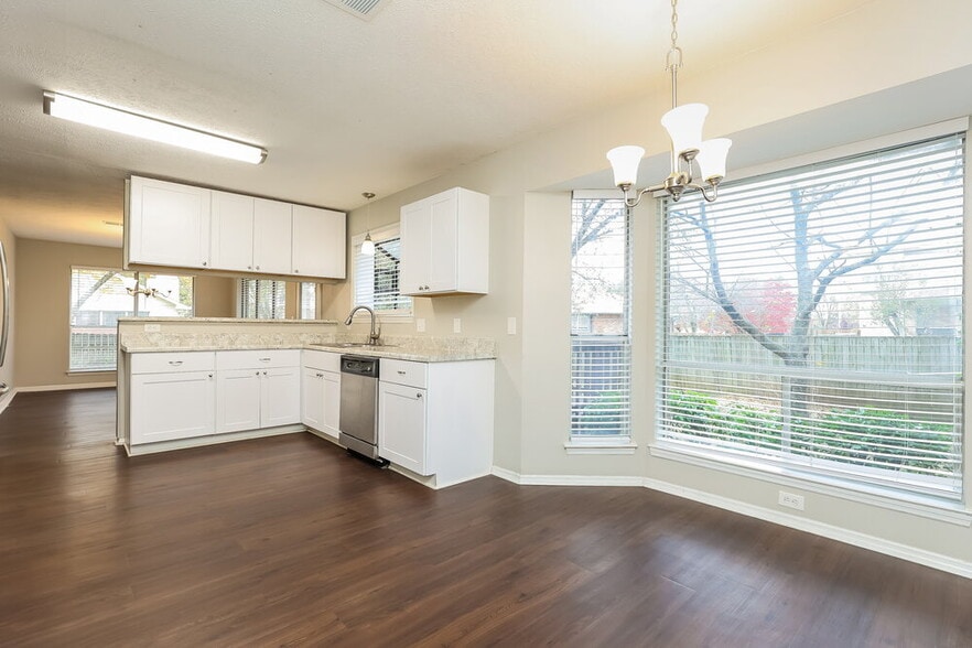 Building Photo - 609 Steven Dr