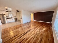 Building Photo - 417 S Owens St