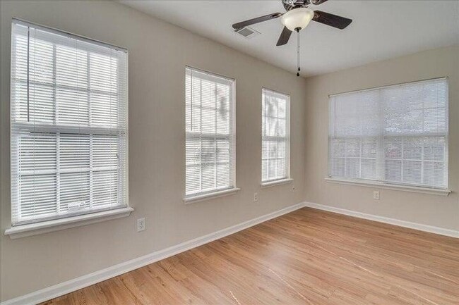 Building Photo - 7505 Senators Dr