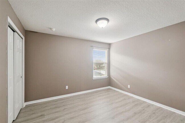 Building Photo - 1030 Bending Oak Trail