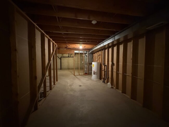 Building Photo - Stunning 3 Bed, 2 Bath Home near Riverside State Park! *SPECIAL: $1,000 OFF!*