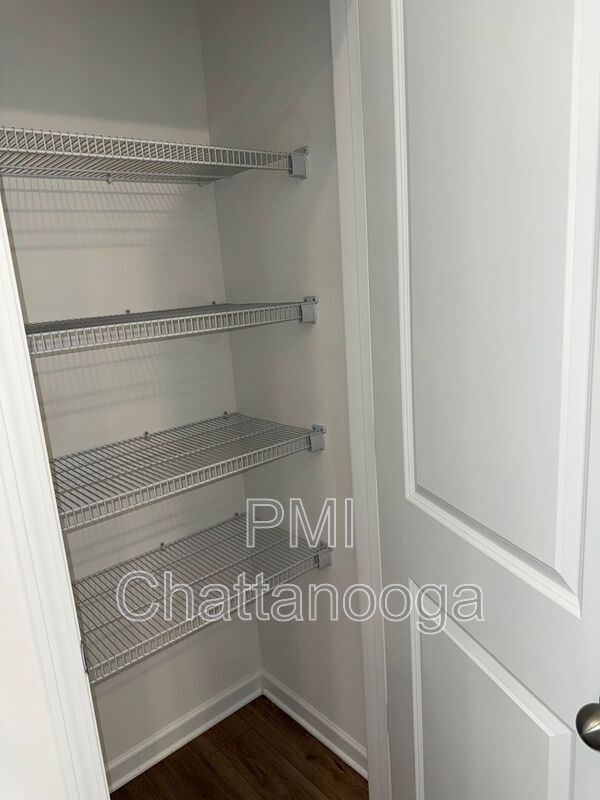 Building Photo - 244 Asbury Oak Ln