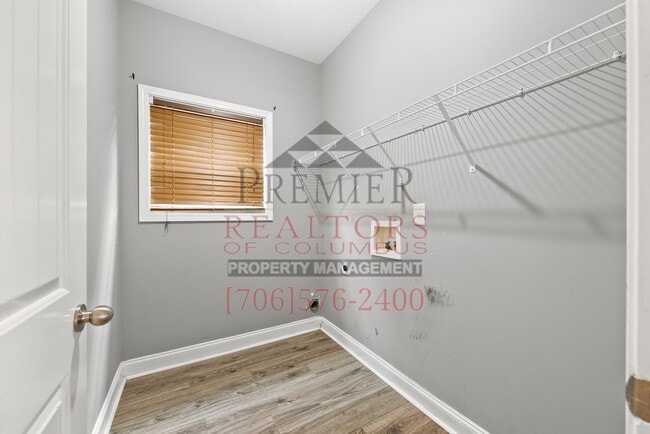 Building Photo - 158 Lee Rd 2137