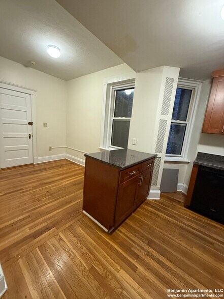 Building Photo - 1788 Beacon St