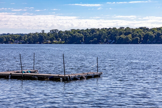 Building Photo - 300 Bantam Lake Rd