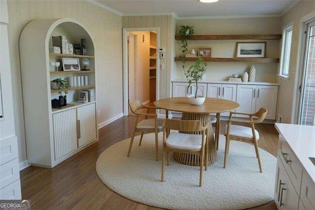 Building Photo - 1176 Converse Dr NE