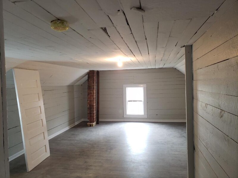 Building Photo - 651 Mc Abee Rd