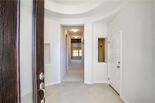 Building Photo - 2425 Choctaw Pl