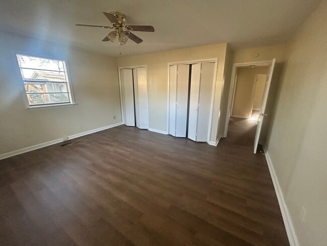 Building Photo - 3 bedroom house