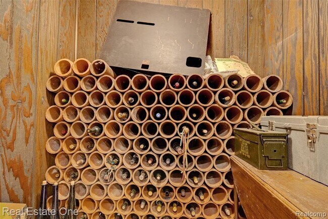 Building Photo - 5307 Metamora Rd