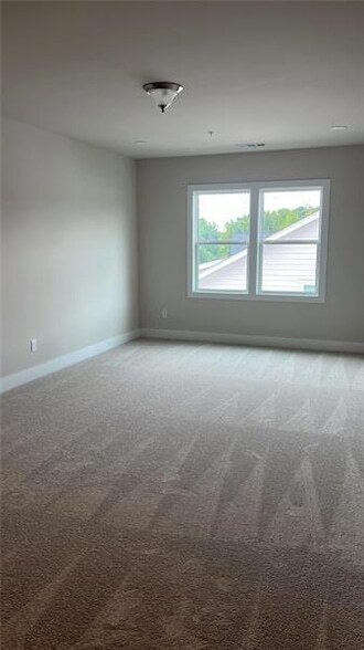 Building Photo - 1255 Winterhaven Dr